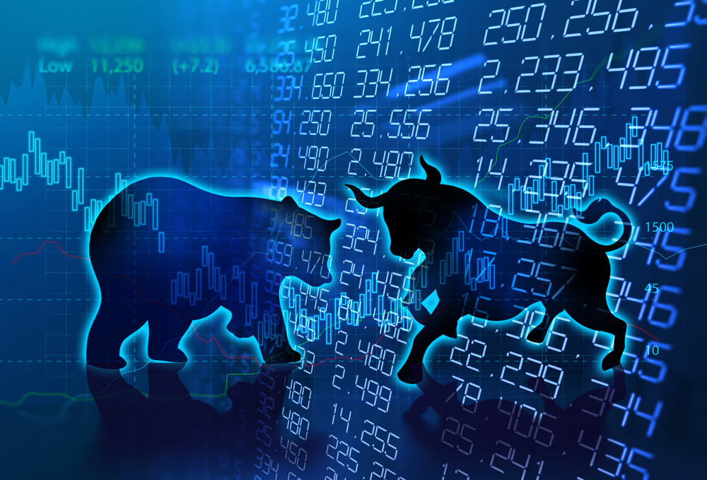 Battle for 3000: Bulls and Bears Ready for “Dogfight”