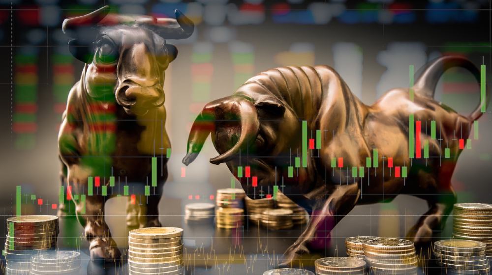Bull market Investment chance. investor should to trade more than normal situation to make more capital gain or profit-Stock Indices Set Record Highs-ss-featured