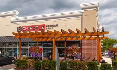 Chipotle Mexican Grill restaurants in Buffalo, New York, USA. Chipotle is an American chain of fast casual restaurants | Chipotle Claims Its Workers Can Earn Six Figures Within 3 Years | Featured