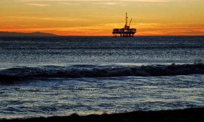 Oil rig off the California Coast in Huntington Beach | California Oil Spill Renews Calls to Ban Offshore Drilling | featured