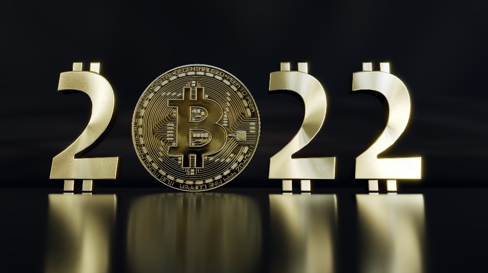 2022 New Year date with bitcoin style golden digits | Rios: If You’re Plan To Invest In Crypto In 2022, It’s Too Late | featured