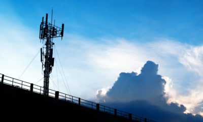 Silhouette of 5G smart mobile cellular network telephone radio network antenna | Airlines Warn of Catastrophic Crisis Once 5G Services Roll Out | featured