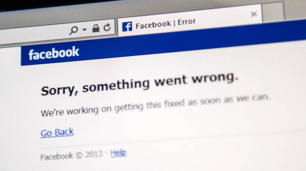 Facebook social network webpage showing Sorry, something went wrong as worldwide crash happened to millions of users | Meta Loses $238 Billion As Facebook Starts Losing Users | featured