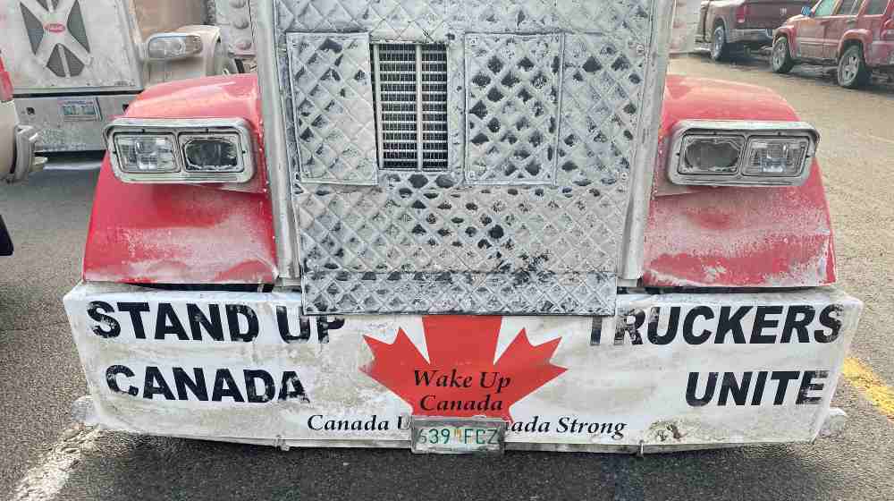 Freedom convoy 2022 transport truck protest | US Auto Plants Shut Down As Protesters Block Canada Border | featured