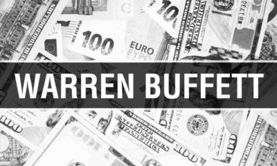 Billionaire Warren Buffett at Dollar Banknote | Buffett: Forget Wall Street Advisors, Monkeys Can Do A Better Job | featured