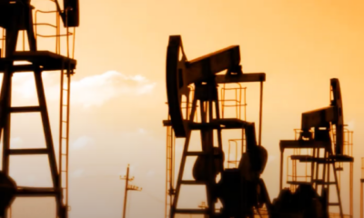 Oil Futures Are Down: Should You Invest Right Now?