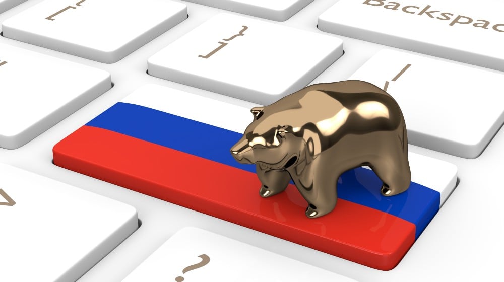 3D render of computer keyboard with russian flag and bear | Biden Warns US Businesses Of Russian Cyberattacks | featured