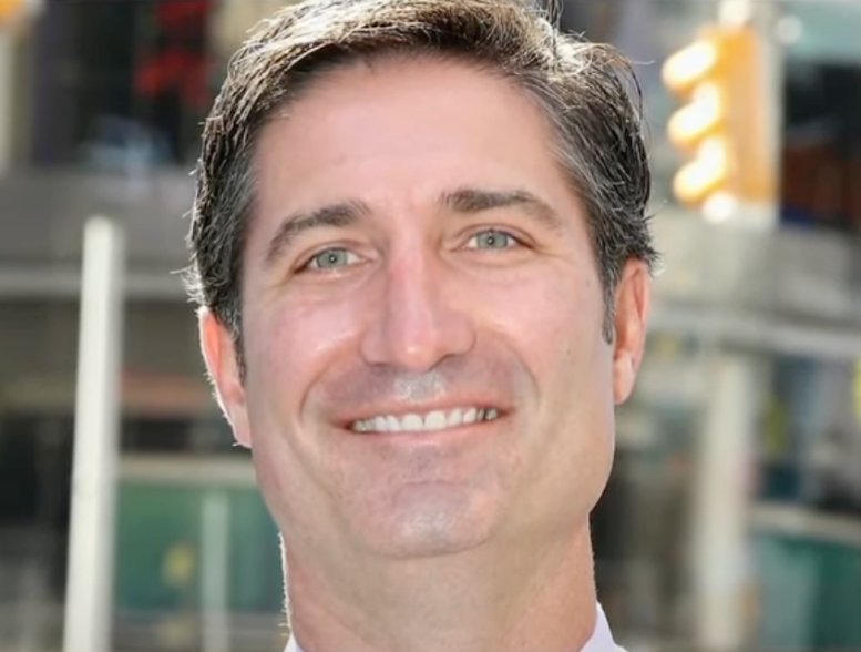 Former Chipotle Chief Is New Starbucks CEO: Will Poaching Brian Niccol Pay Off?