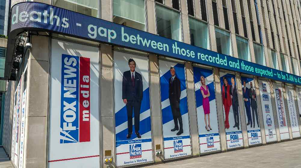 Fox News Channel at the News Corporation headquarters building in New York City | Fox Anchor Chris Wallace Leaving For CNN+ | featured