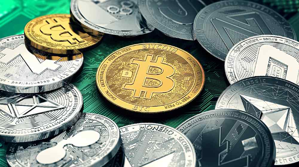 Huge stack of cryptocurrencies in a circle with a golden bitcoin in the middle