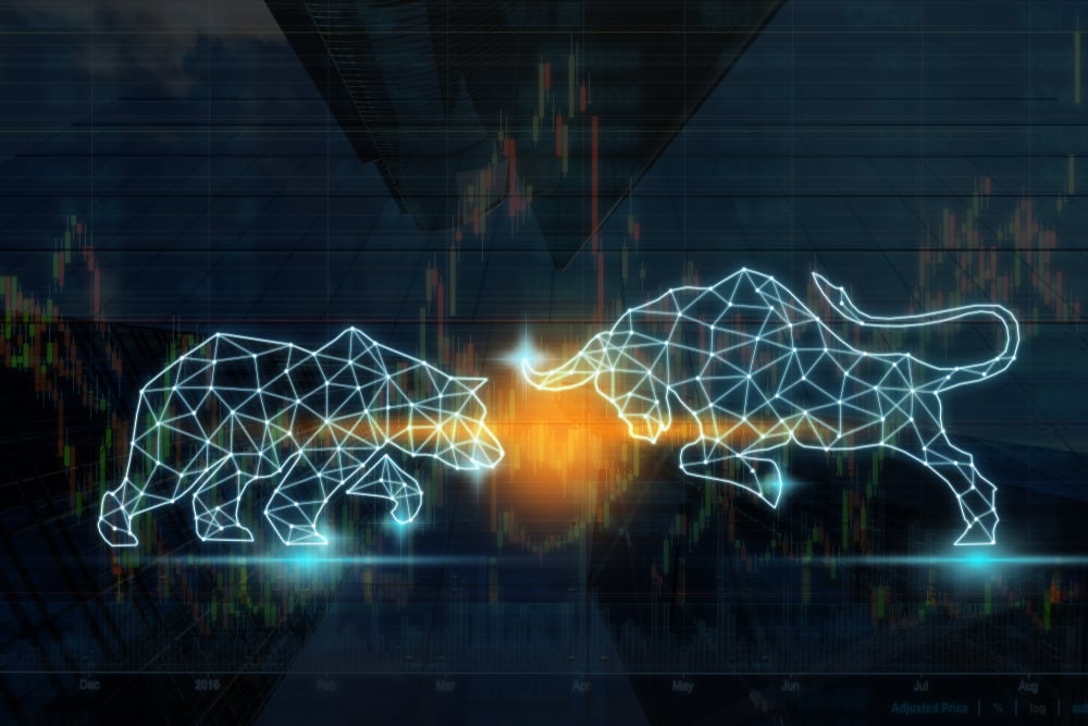 Bulls See ‘Once-In-A-Lifetime’ Opportunity, Bears Worried Market Will Drop 10%