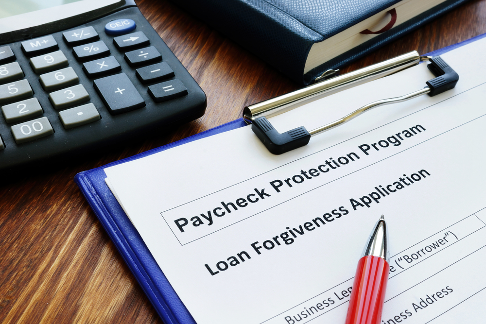 Trump Signs PPP Loan Extension, Labor Sec. Says ‘No’ To More Unemployment Benefits