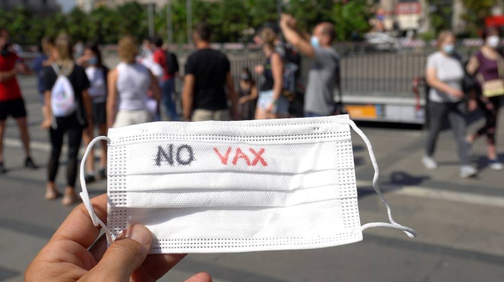 unvaccinated no vax people increase - increase in infection from Covid-19 | Delta Charges Unvaccinated Workers $200 More in Health Costs | featured